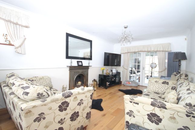 Detached house for sale in Mount Field, Faversham