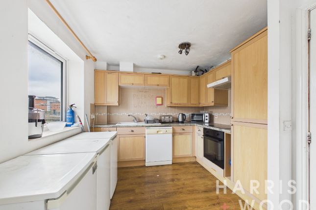 29, Meachen Road, Colchester photo 2