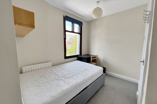 Shared accommodation to rent in B St Marys Road, Oxford