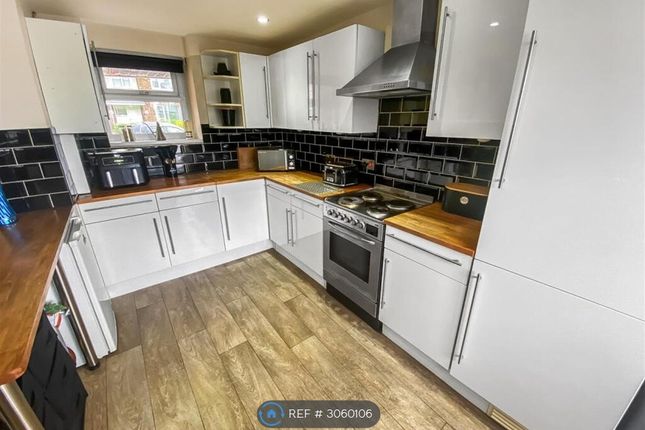 Hartley Road, Newton Aycliffe photo 5