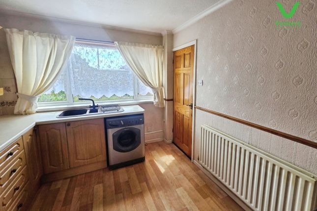 10, Durham Road, Crook photo 3