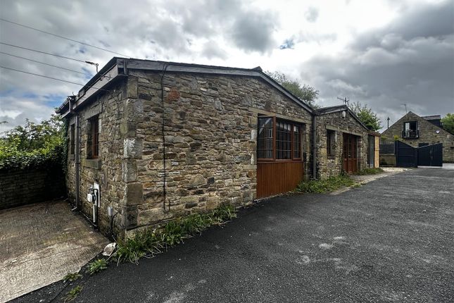 Railside Bungalow, Hufling Lane, Burnley photo 4