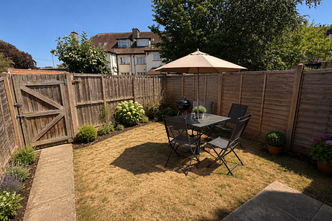 AD 55 Waterloo Road, Epsom photo 4