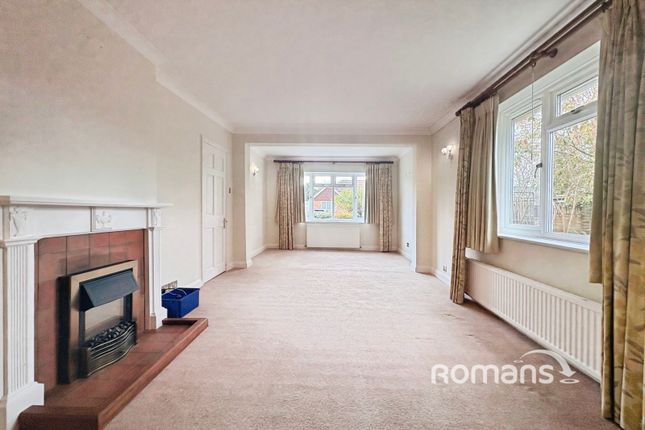 Ferndown,, Oaklea Drive, Hook photo 2