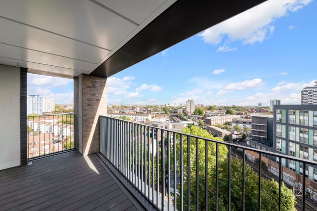 Flat 52, 200, Plaistow Road, London photo 4