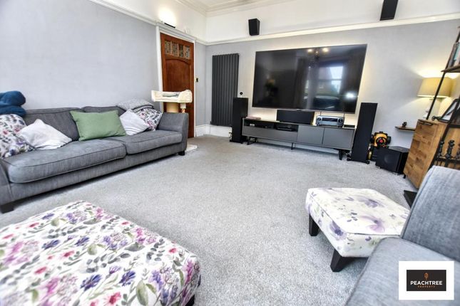 9, Glebe Street, Renfrew photo 4