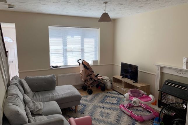 15, Linden Drive, Bristol photo 4