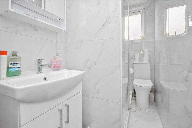 40, Cross Flatts Grove, West Yorkshire photo 5