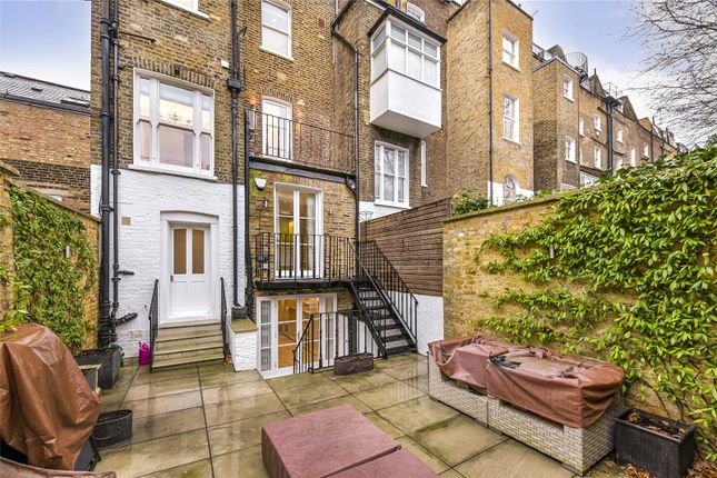 Terraced house to rent in Chester Row, Belgravia, London