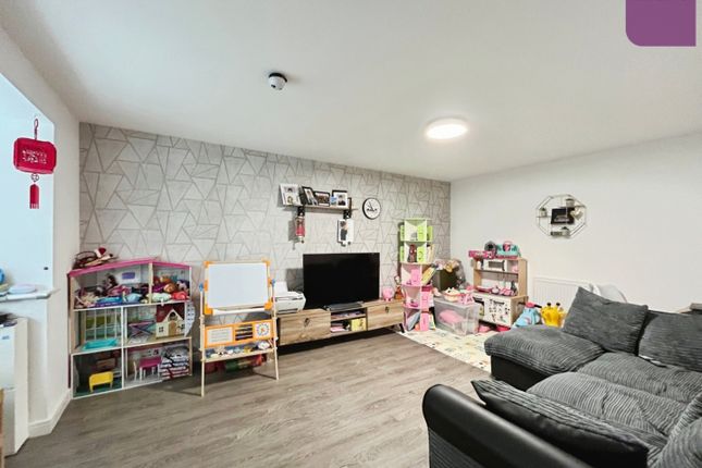 11, Laughton Avenue, Manchester photo 3
