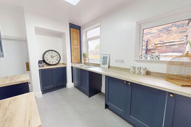 20 Weston Street, Stoke-On-Trent photo 4