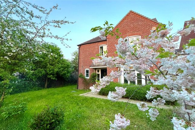 4-bed detached on 10, Holt Close, Chislehurst, £925,000