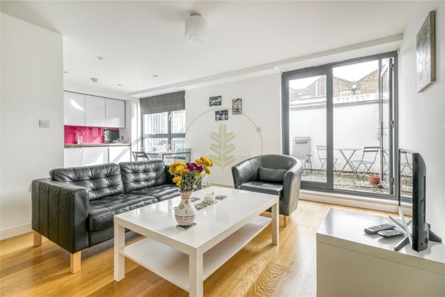 Thumbnail Flat to rent in Harmood Grove, London