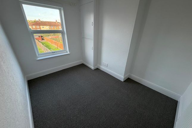 36, Craven Street, Burton On Trent photo 5