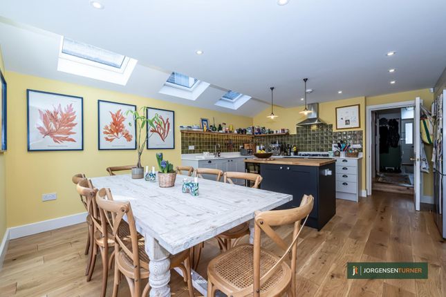 28, Ethelden Road, London photo 4