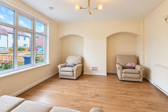 3 Silkstream Road, Edgware photo 3