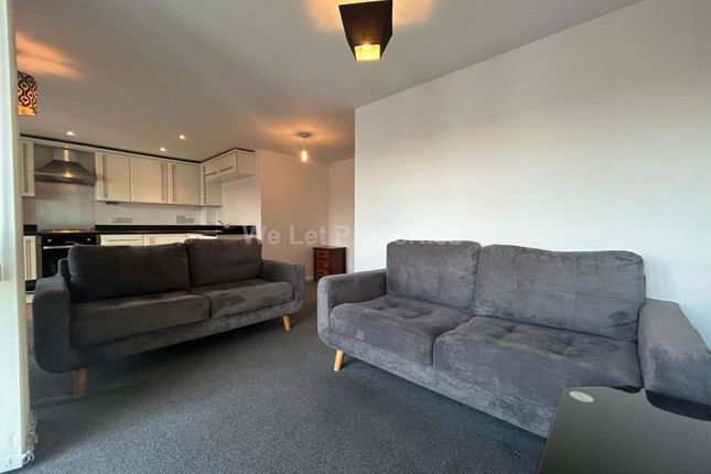 49 Pioneer House, Elmira Way, Salford photo 2