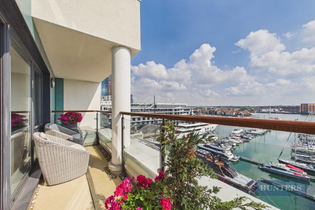 Flat 30, Cobalt Quarter, Maritime Walk, Southampton photo 3