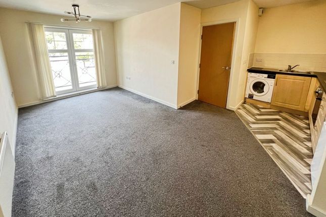 34, Astley Brook Close, Bolton photo 4