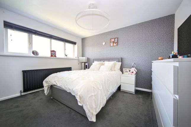 14 Wallgarth Close, Wigan photo 4