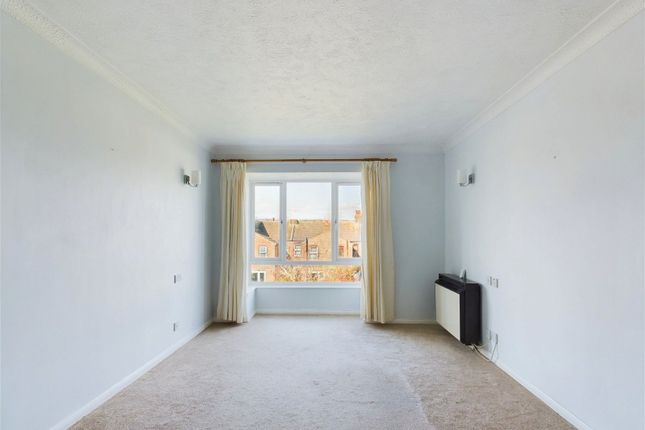 Flat for sale in Penrith Court, Broadwater Street East, Worthing