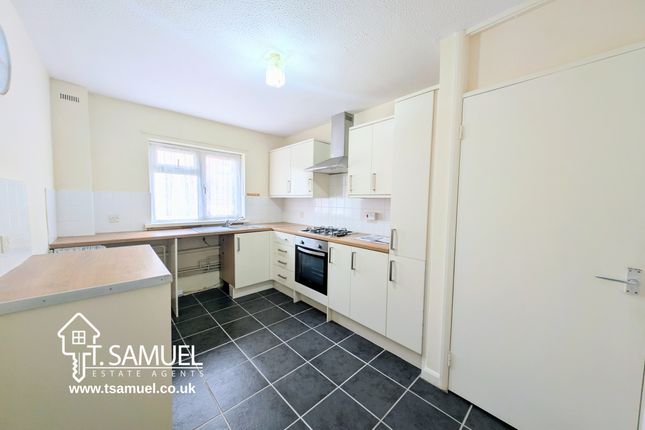 40 Rowan Close, Mountain Ash photo 3