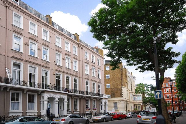 Thumbnail Studio for sale in Nevern Square, Earls Court, London
