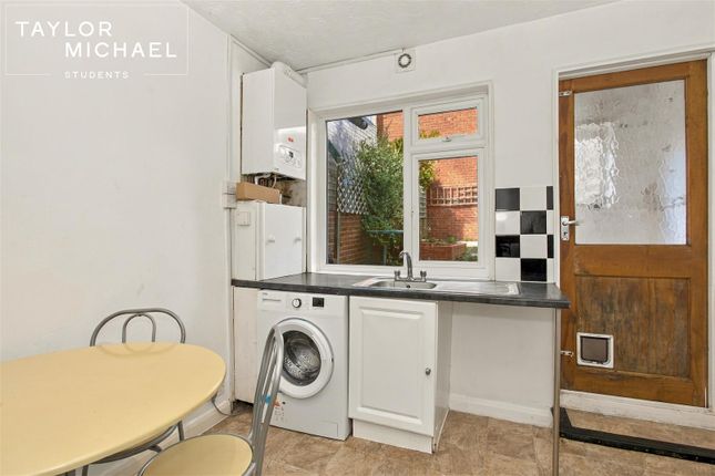 Milner Road, Brighton photo 2
