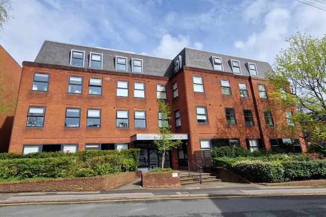 Flat for sale in Victoria Street, Altrincham