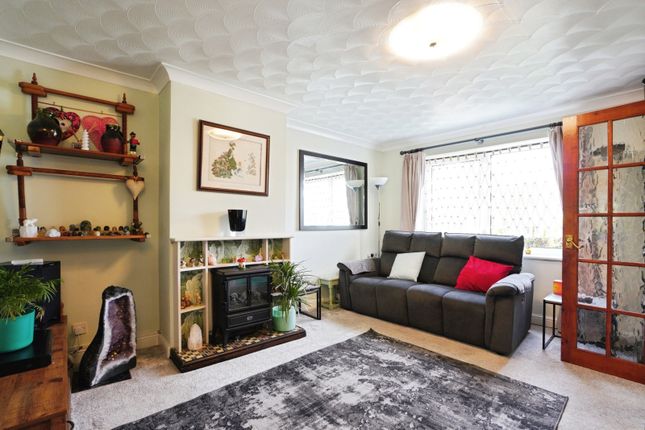 16, Venland Close, Liskeard photo 2