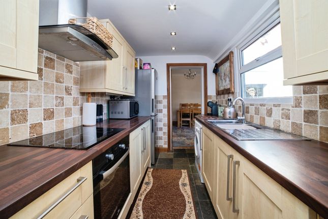 13, Lucknow Drive, Sutton-In-Ashfield photo 3