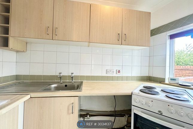 A Princess Road, AshtonInMakerfield, Wigan photo 5