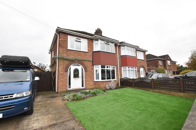 Thumbnail Semi-detached house to rent in Clarendon Road, Scunthorpe