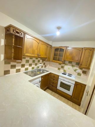 1 Gainsborough Lodge, Hindes Road, Middlesex photo 3