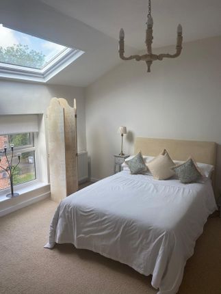 Thumbnail Flat to rent in Caroline Place, Wirral