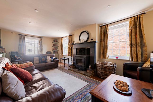 75 The Street, Faversham photo 3