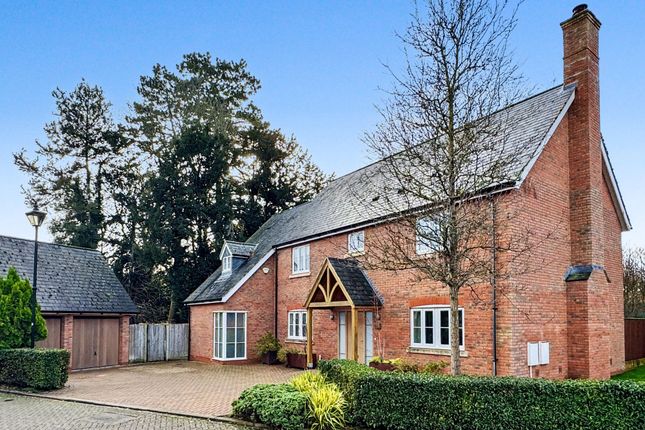 4-bed house on 15 Woodlands Brook, Wantage, £885,000