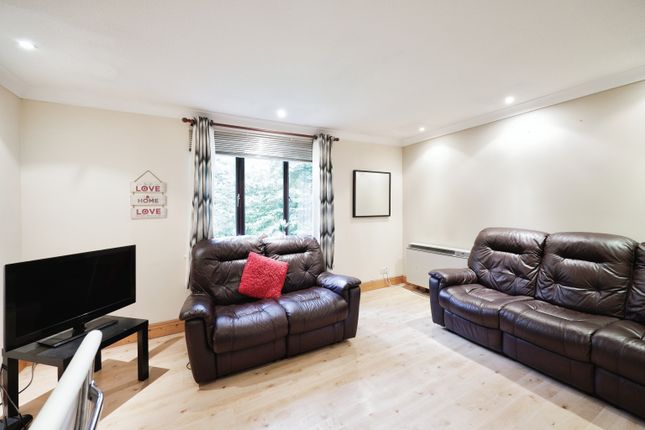 Flat for sale in Maitland Drive, High Wycombe