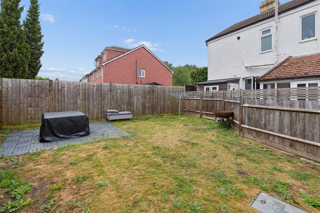 5, Southfields Road, West Kingsdown photo 4