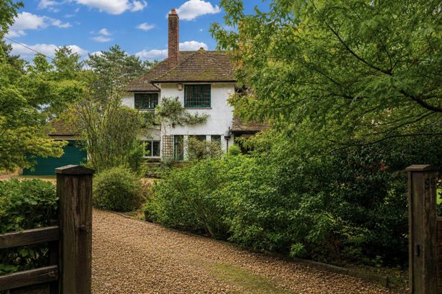 The Choughs, Golf Links Road, Ferndown photo 4