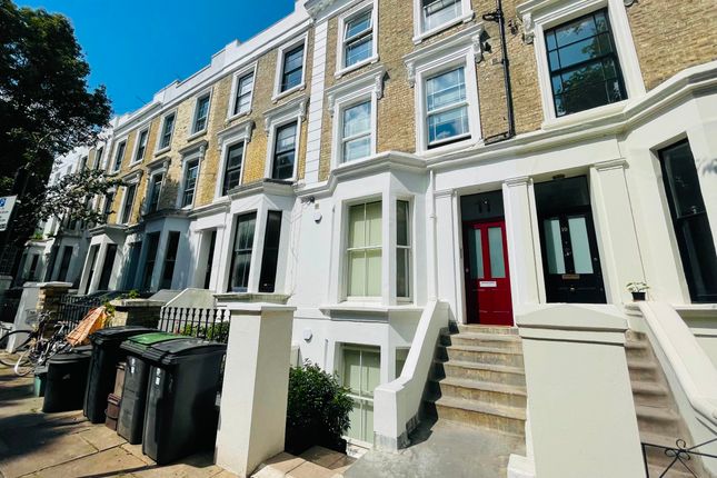 Flat to rent in Francis Terrace, Archway