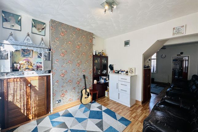 81, Coral Street, Leicester photo 2