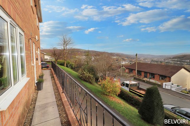 Alles Klar, Hillside View, Pontypridd photo 2
