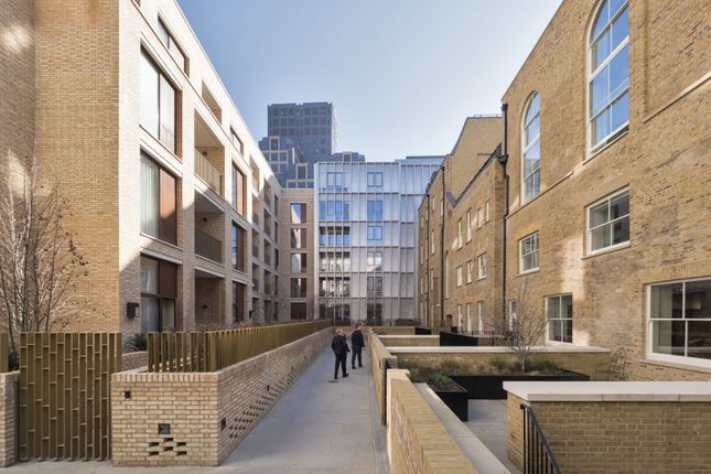 Thumbnail Flat for sale in 47 Bartholomew Cl, Barbican, London