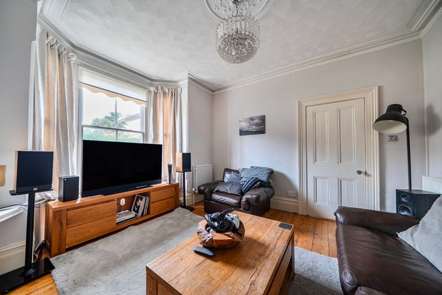 44 Newton Road, Faversham photo 2