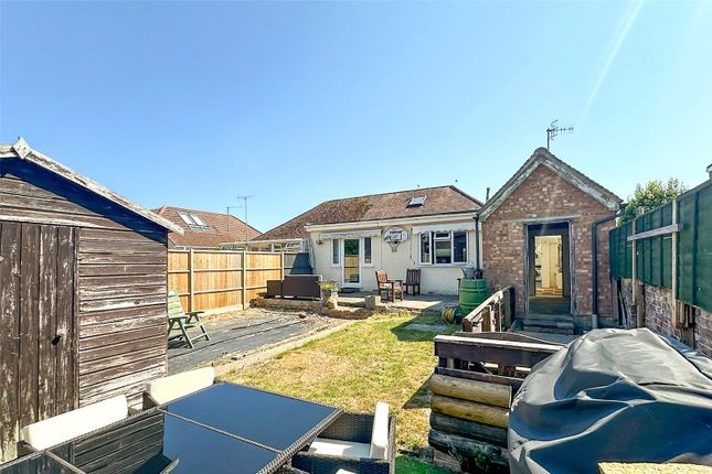 4, Knightscroft Close, Rustington photo 2