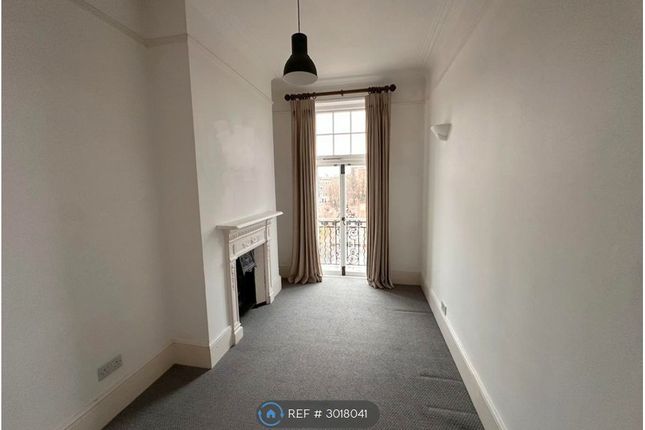 Flat X, Glyn Mansions Earsby Street, London photo 5