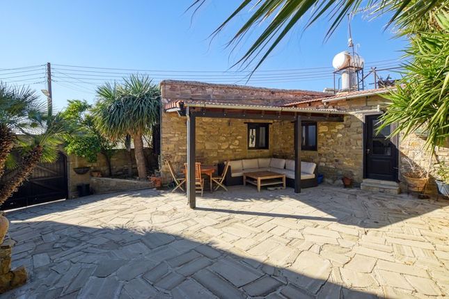 Property for sale in Tochni, Larnaca, Cyprus