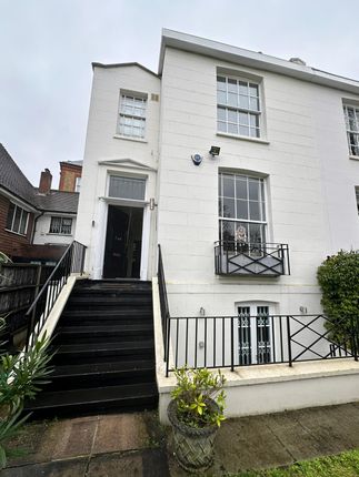 Thumbnail Town house for sale in Circus Road, London