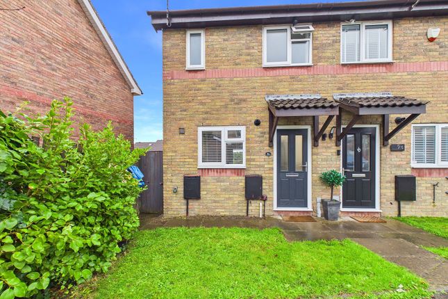2-bed terraced on 9a Readers Way, Barry, £225,000